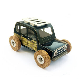 Autogami, la voiture en carton solaire, 4L